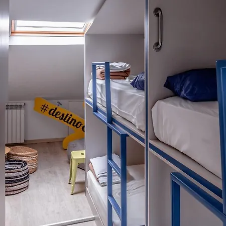 Santiago Km-0 Hostal *